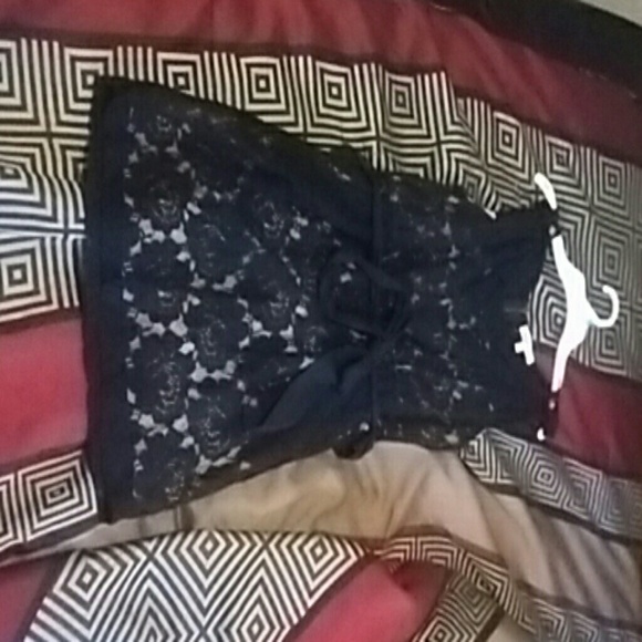 Womens dress - Picture 2 of 2