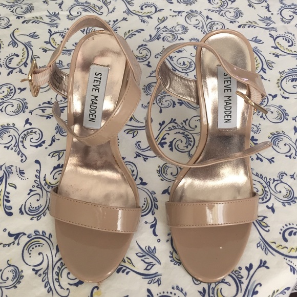 Steve Madden Nude Stilettos/Pumps