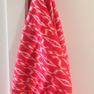 Scarf tribal print