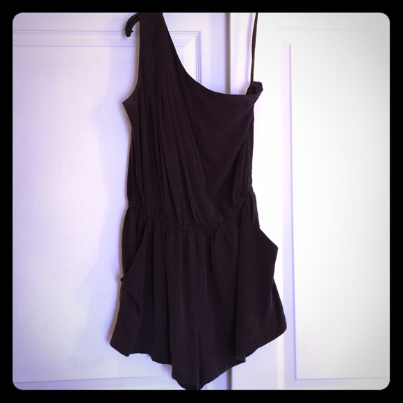Short romper in chocolate brown