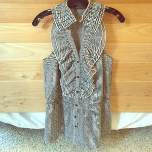 Sleeveless button down halter neckline top