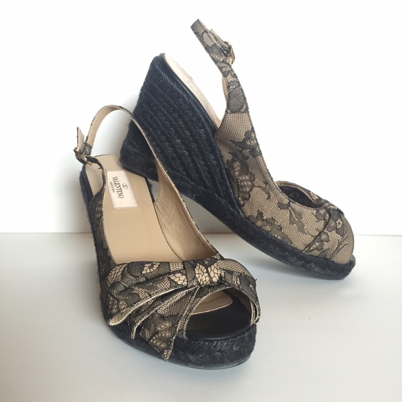 Valentino || Lace Slingback Wedge Black Espadrille - Picture 2 of 4