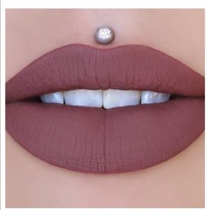 Androgyny Velour Liquid Lipstick by Jeffree Star