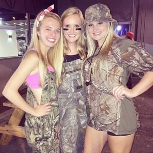 Meet your Posher, Abby