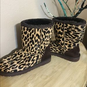 Rare cheetah uggs