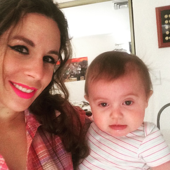 Meet your Posher, Jocelyn - Picture 2 of 3