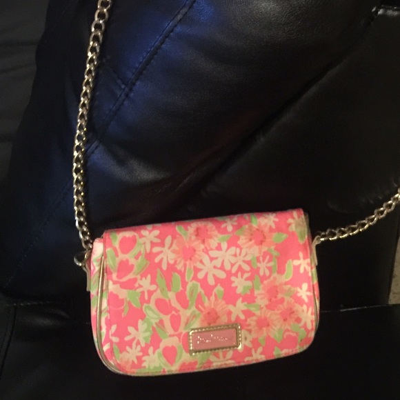 Lilly Pulitzer chain handle cross body
