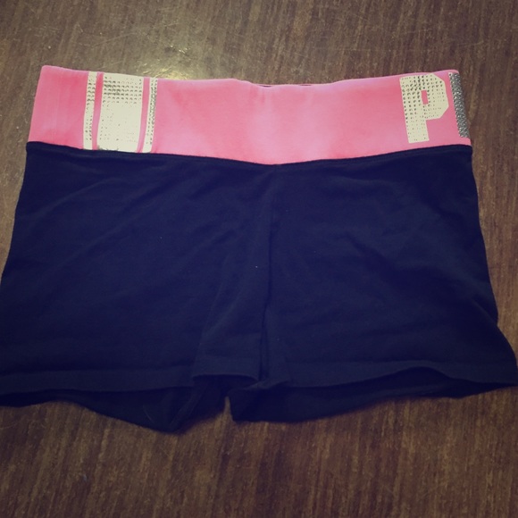 ❌FINAL❌NWOT PINK Yoga Shorts