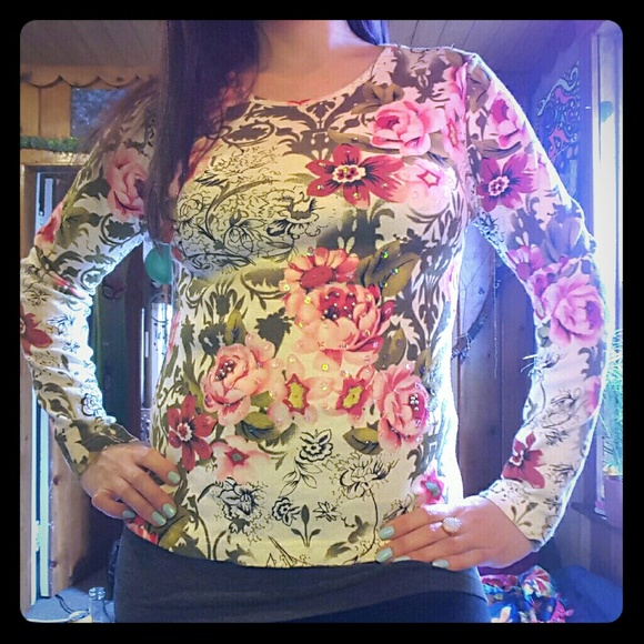 Long sleeve flower print with sequins and beads