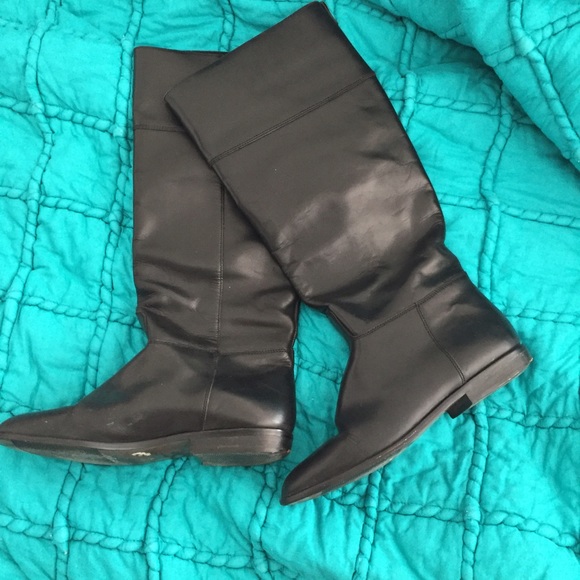 Black riding boots