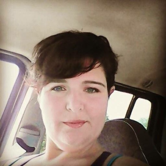 Meet your Posher, Tabitha