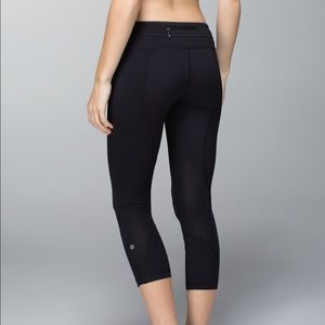 Lululemon inspire crop ii