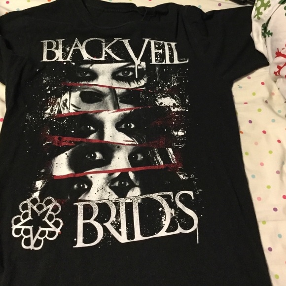 Hot Topic Black Veil Brides band shirt