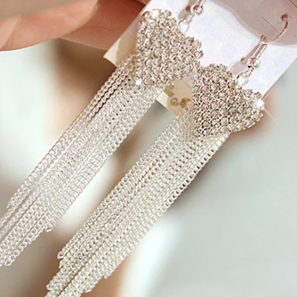 Jewelry - Crystal earrings
