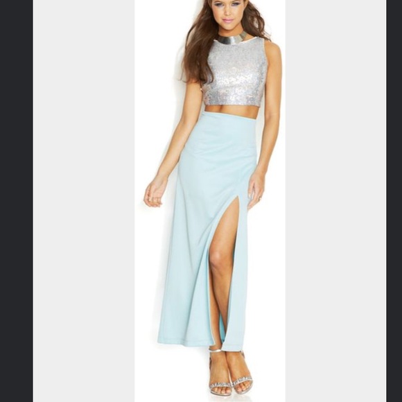 Crop-Top Formal Dress - Picture 4 of 4