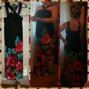 DONATING TODAY - BY NOON. HURRY 😯 Summer Dress