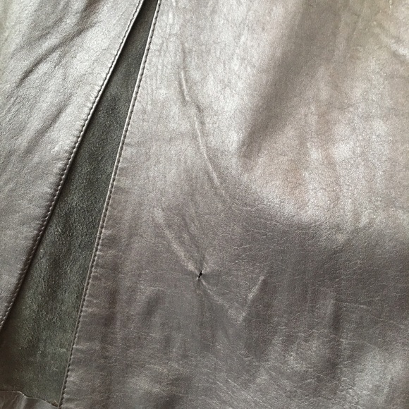 Long Black 100% Leather Skirt with Back Slit - Picture 3 of 4