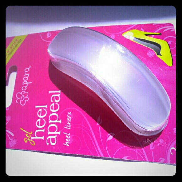 Prom Essentials - Picture 2 of 4