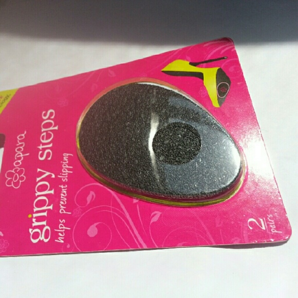 Prom Essentials - Picture 3 of 4