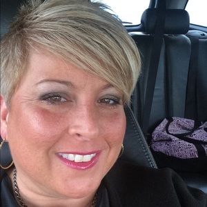 Meet your Posher, Karen