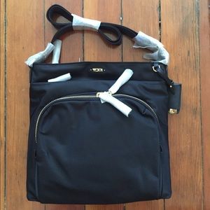 tumi voyageur capri nylon crossbody bag