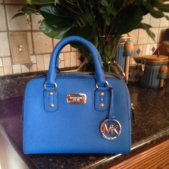 Michael Kors Handbags - Michael Kors Saffiano Small Satchel