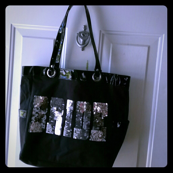 Purse.