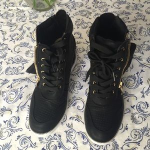 JustFab Black Wedge Sneakers