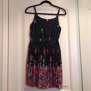 Forever 21 Dapper Floral Dress