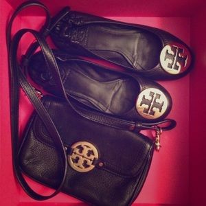 Tory Burch Small Amanda Cross body bag!