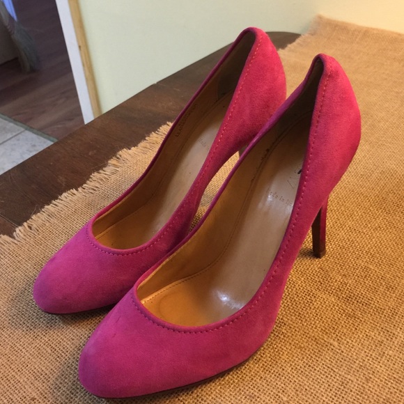 J Crew Magenta Suede Mona Pumps!
