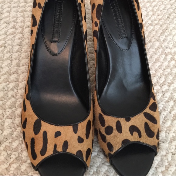 Pumps - Picture 4 of 4