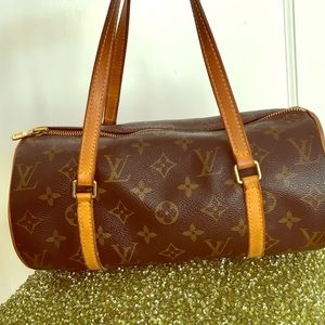 Louis Vuitton Papillon 26