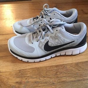 LAST DAY ❤️❤️❤️❤️ Nike flex 2015