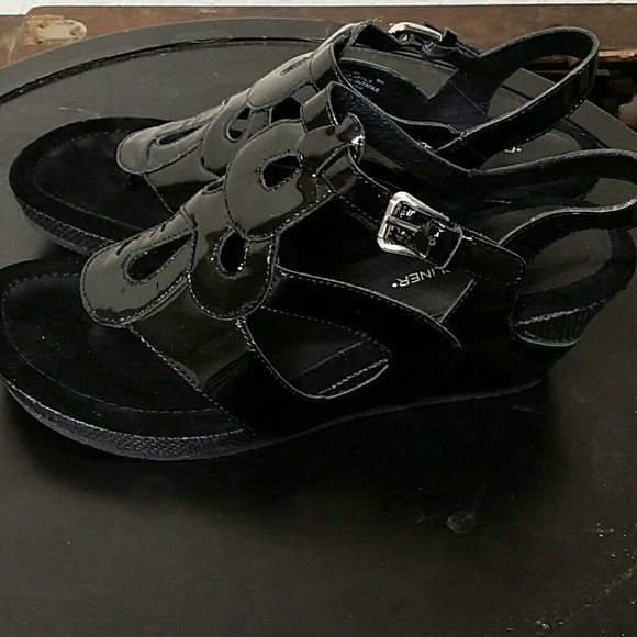 Donald J Pliner Black Patent Leather Wedge