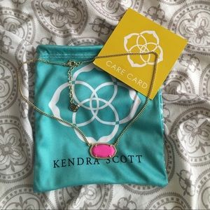 HOUR SALE END 5pmKendra Scott!