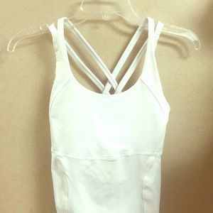 Like new Lululemon white criss cross tank