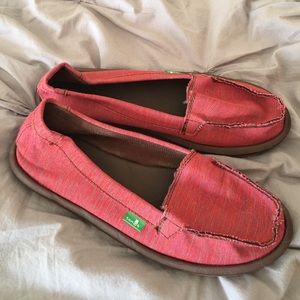 Sanuk Slip Ons