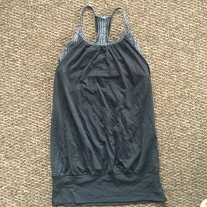 Lululemon top