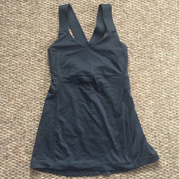 Lululemon top