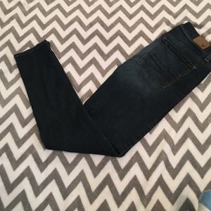 American eagle high waisted skinny jeans