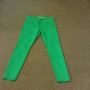 4 hr sale !!Old Navy the Rockstar green jeans !!!