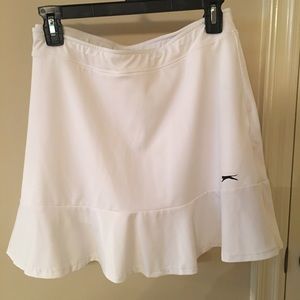 Tennis skort. Slazenger. White. Size L