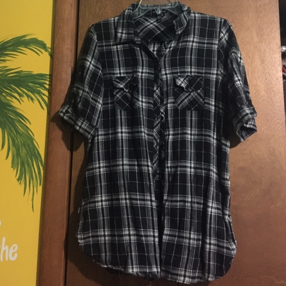 Short sleeve flannel