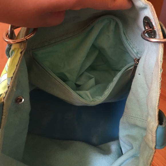 Spring Handbag - Picture 3 of 3