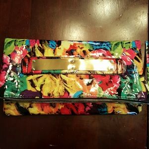 Steve madden floral clutch