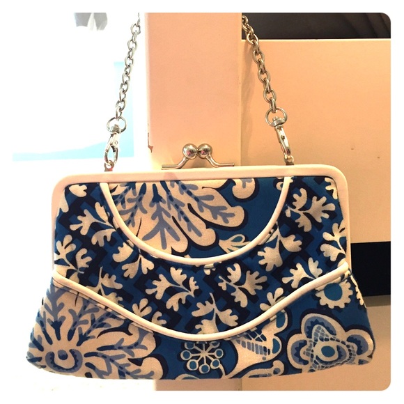 Blue Vera Bradley handheld purse