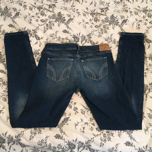 Hollister Super Skinny Jeans