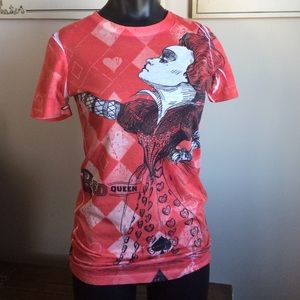 Red Queen tee
