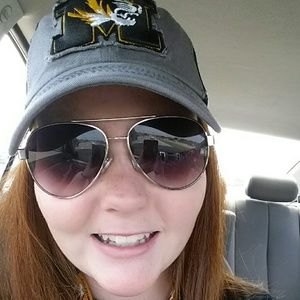 Meet your Posher, Briana